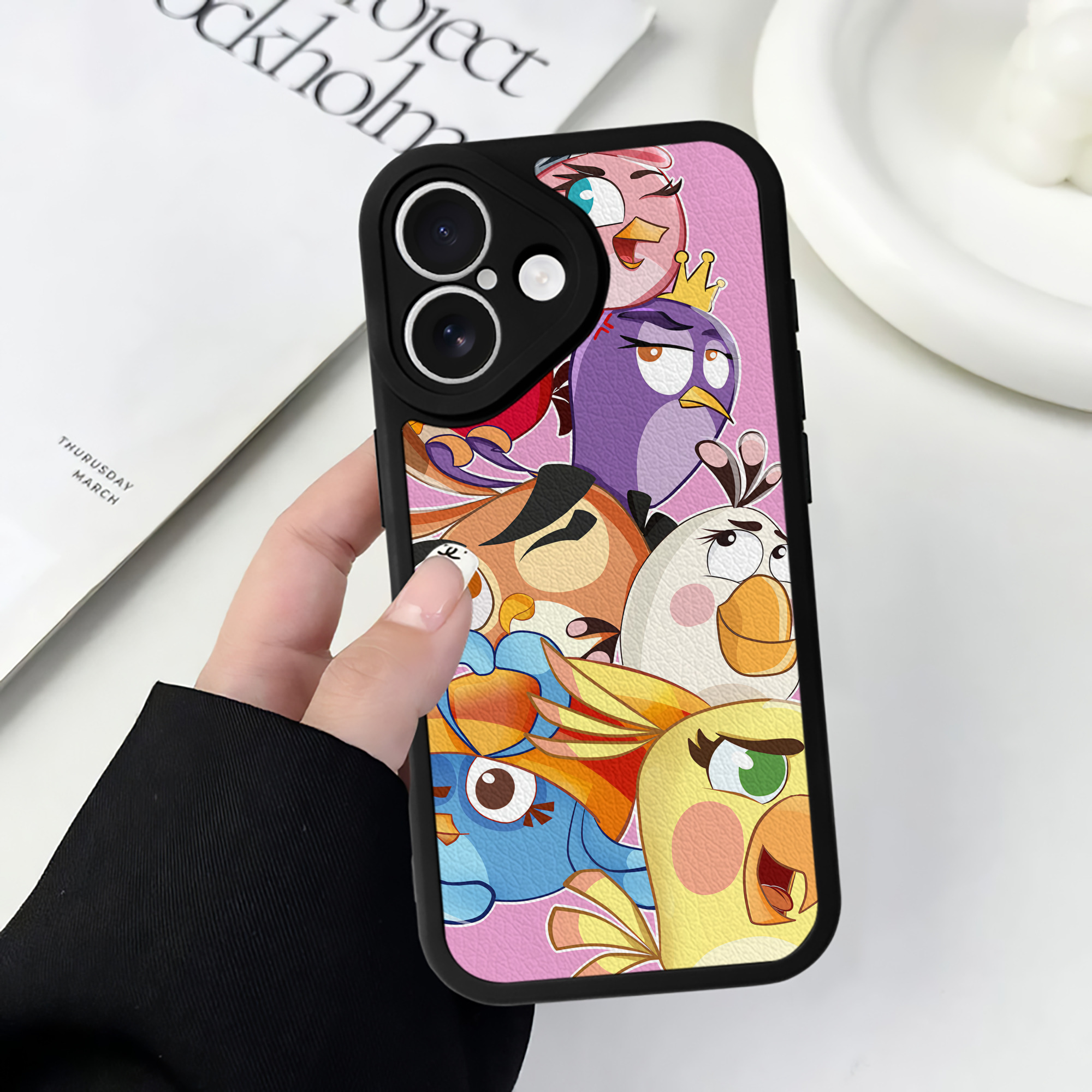 （画像用） Angry Birds アングリーバード 【iPhone 16シリーズ対応】シリコンスマホケース（レザー調） 材質：シリコン